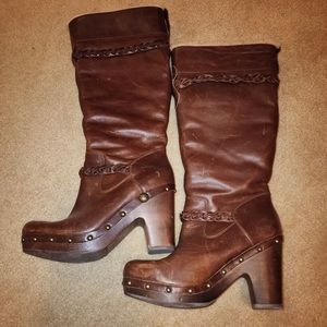Ugg savanna boots